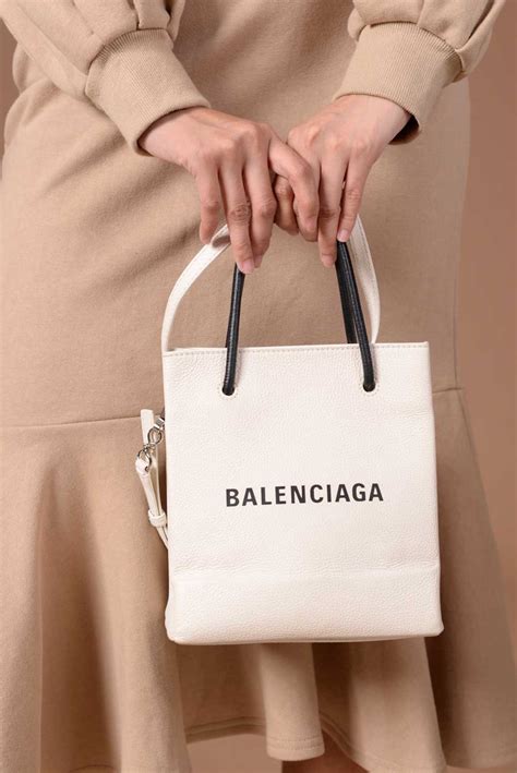 balenciaga shopping bag tote